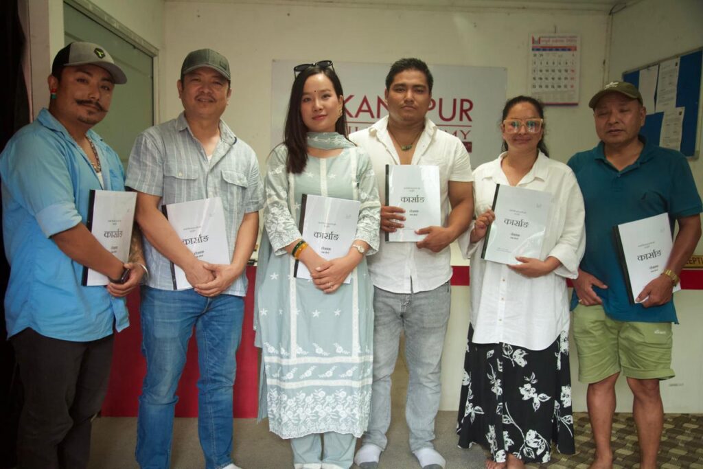 ‘कार्साङ’को वर्कशपमा दयाहाङ, एक सातापछि छायांकन सुरु 2 karsang team