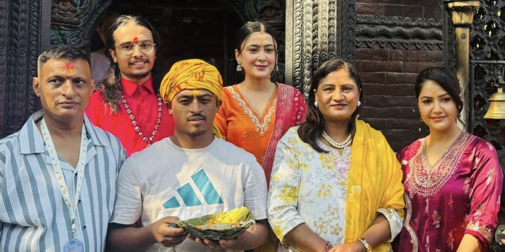 ‘बल्छी धुर्बे’ले सुरु गरे ‘गोबर गणेश’को छायांकन, माघ १ गते रिलिज हुने 6 image 22