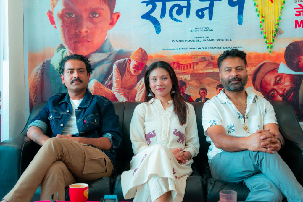 ‘रोल नं १’ का कलाकार भन्छन्– बालमनोविज्ञान र विद्यार्थीको रुचिबारेको सिनेमा हो 1 DSC09495