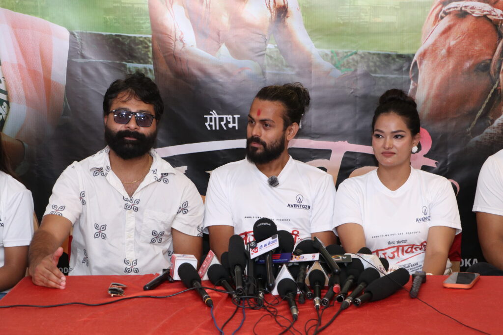 ‘लज्जावती’ नेपालीपन बोकेको प्रेमकथा हो : मुकुन भुसाल 26 Lajjawati 3